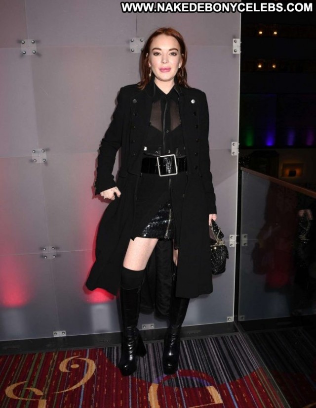 Lindsay Lohan New York New York Paparazzi Celebrity Babe Posing Hot