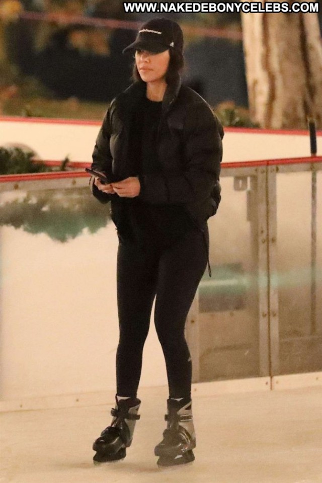 Kourtney Kardashian Los Angeles Beautiful Paparazzi Los Angeles Angel