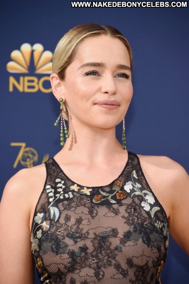 Emilia Clarke Primetime Emmy Awards Posing Hot Beautiful Babe Awards