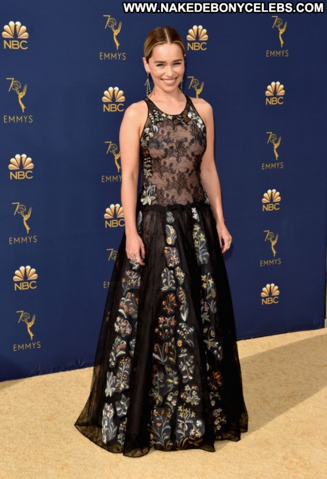 Emilia Clarke Primetime Emmy Awards Babe Beautiful Posing Hot