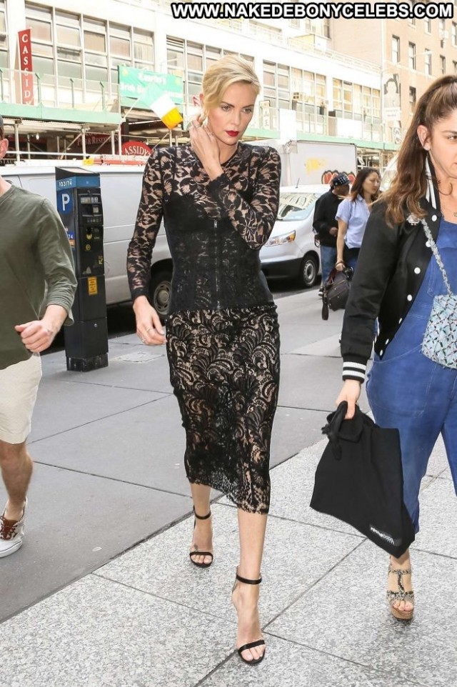 Charlize Thero New York Hot Babe Black Paparazzi New York Hotel