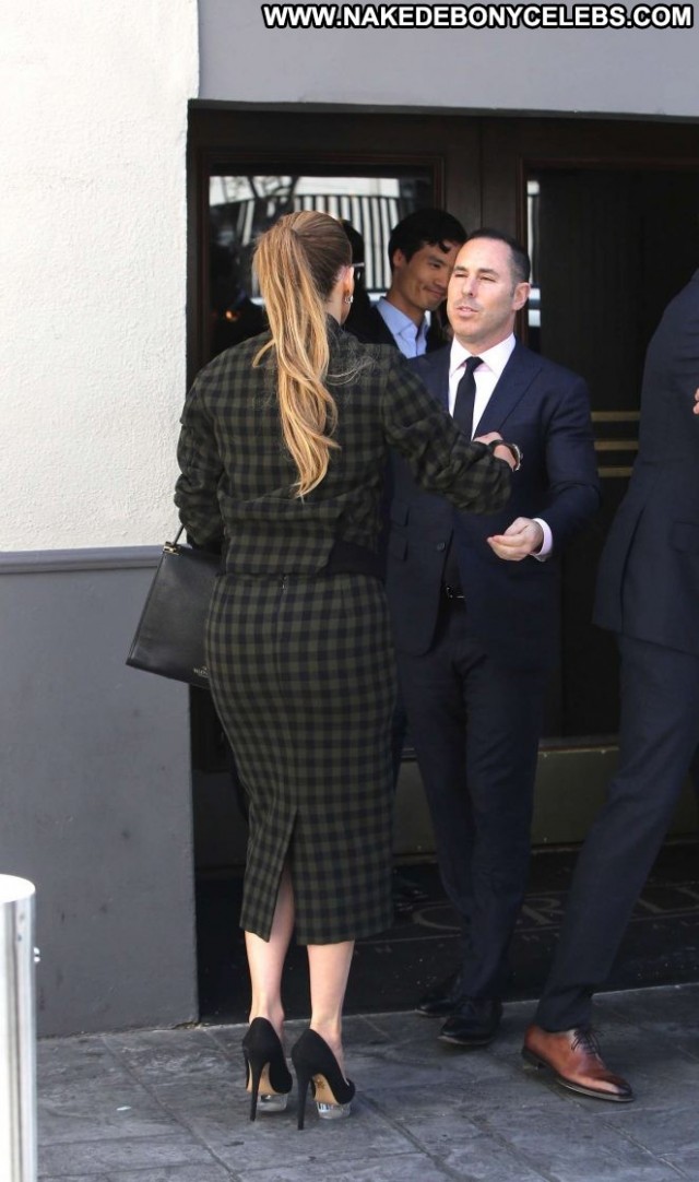 Jennifer Lopez Beverly Hills Paparazzi Beautiful Babe Posing Hot