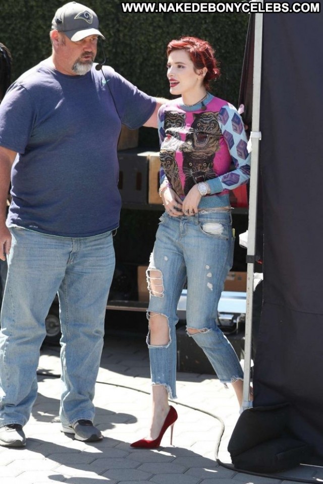 Bella Thorne Posing Hot Celebrity Paparazzi Hollywood Babe