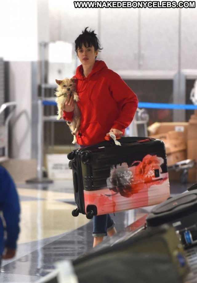 Krysten Ritter Lax Airport Lax Airport Celebrity Beautiful Posing Hot