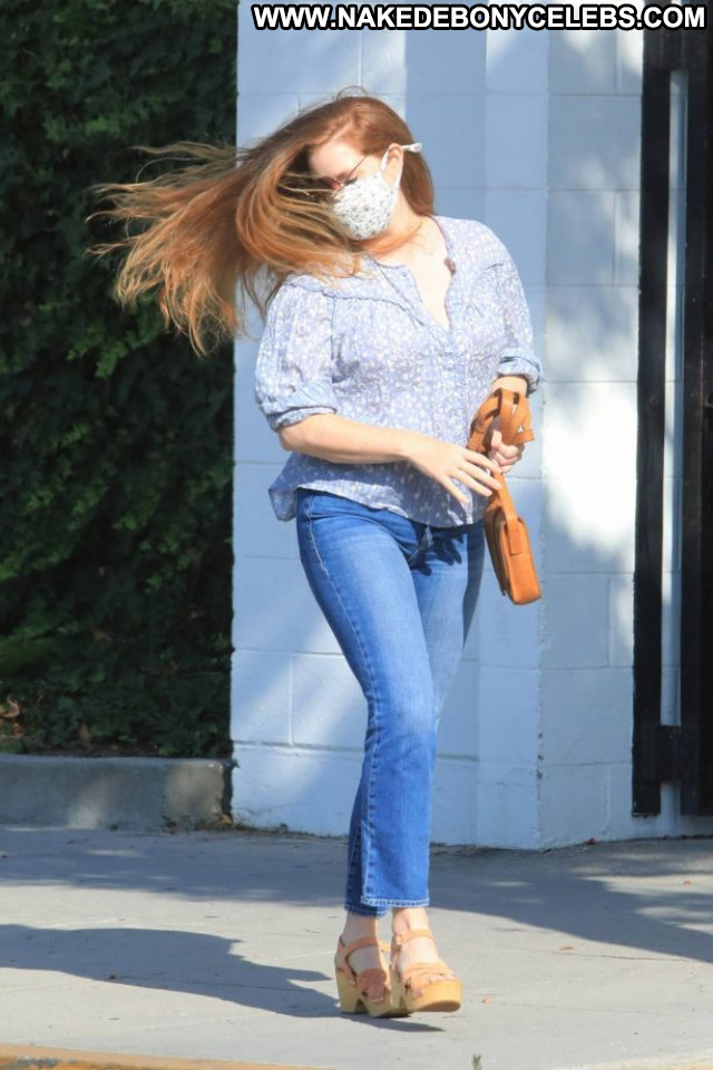 Chrissy Teigen Lax Airport Los Angeles Posing Hot Lax Airport