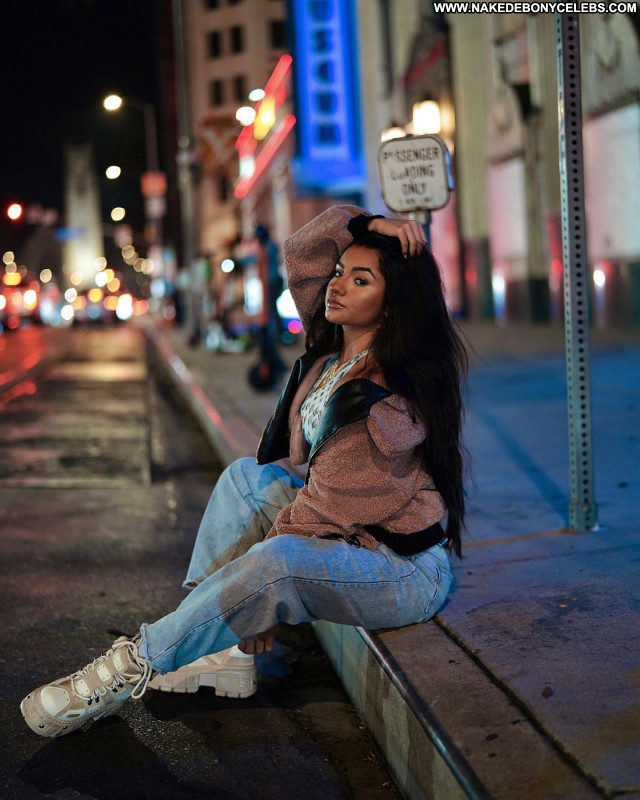 Tati Mcquay No Source Babe Celebrity Posing Hot Beautiful Sexy