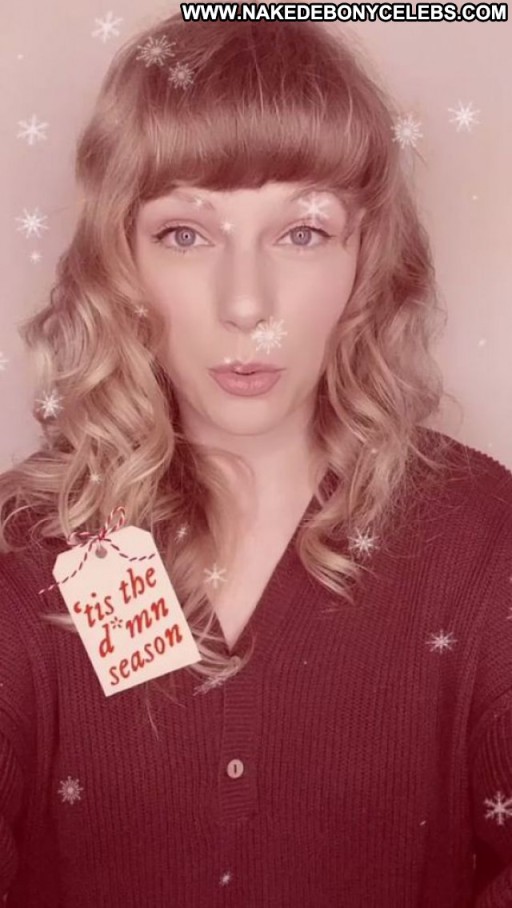 Taylor Swift Posing Hot Sexy Straight Celebrity Beautiful Babe