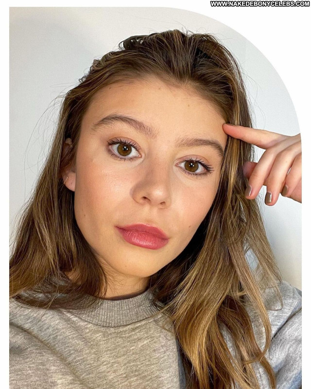 G Hannelius No Source  Sexy Posing Hot Babe Beautiful Celebrity